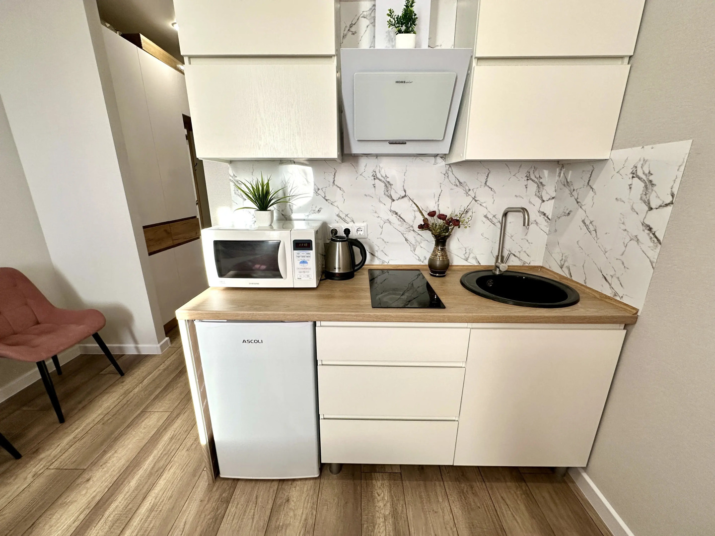 Квартира Enigma Apartments в ЖК Аквамарин рядом с набережной и ТРЦ Аквамолл