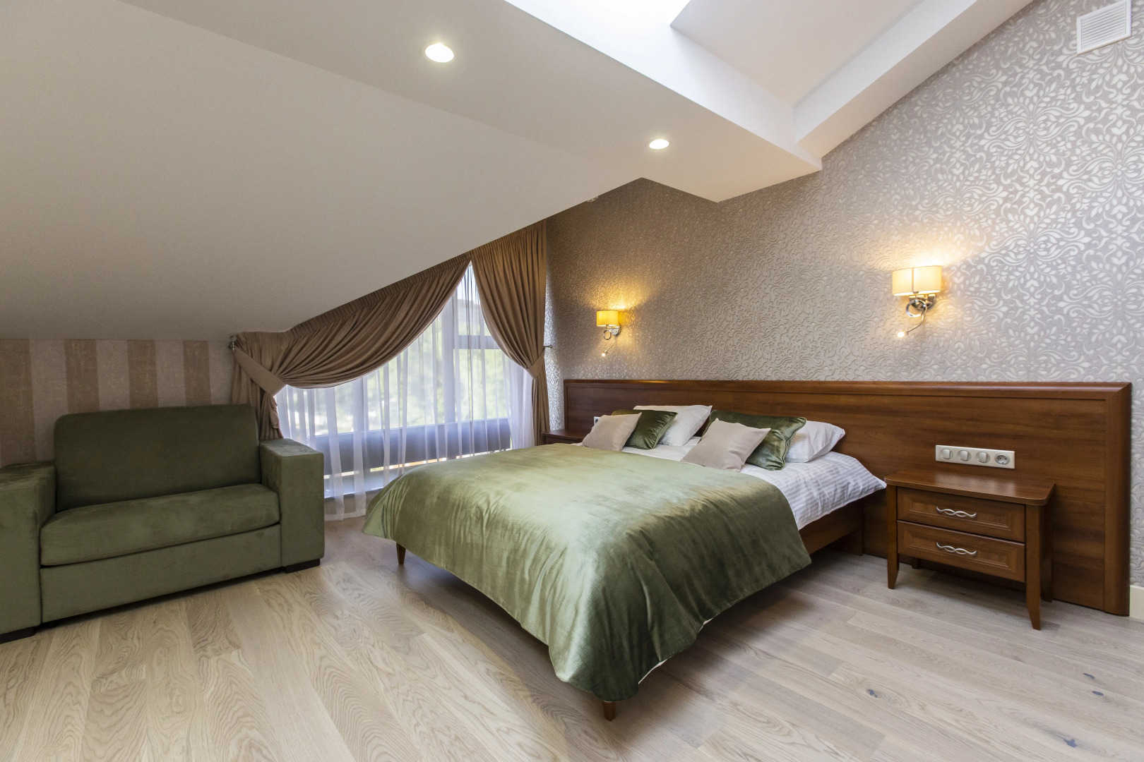 Отель Теплица Парк