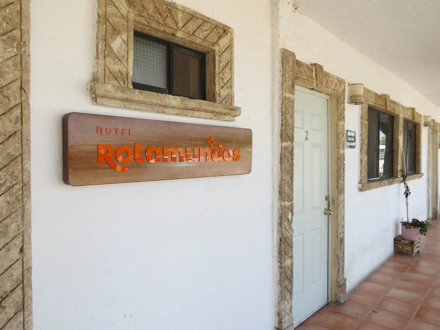 Hotel America by Rotamundos