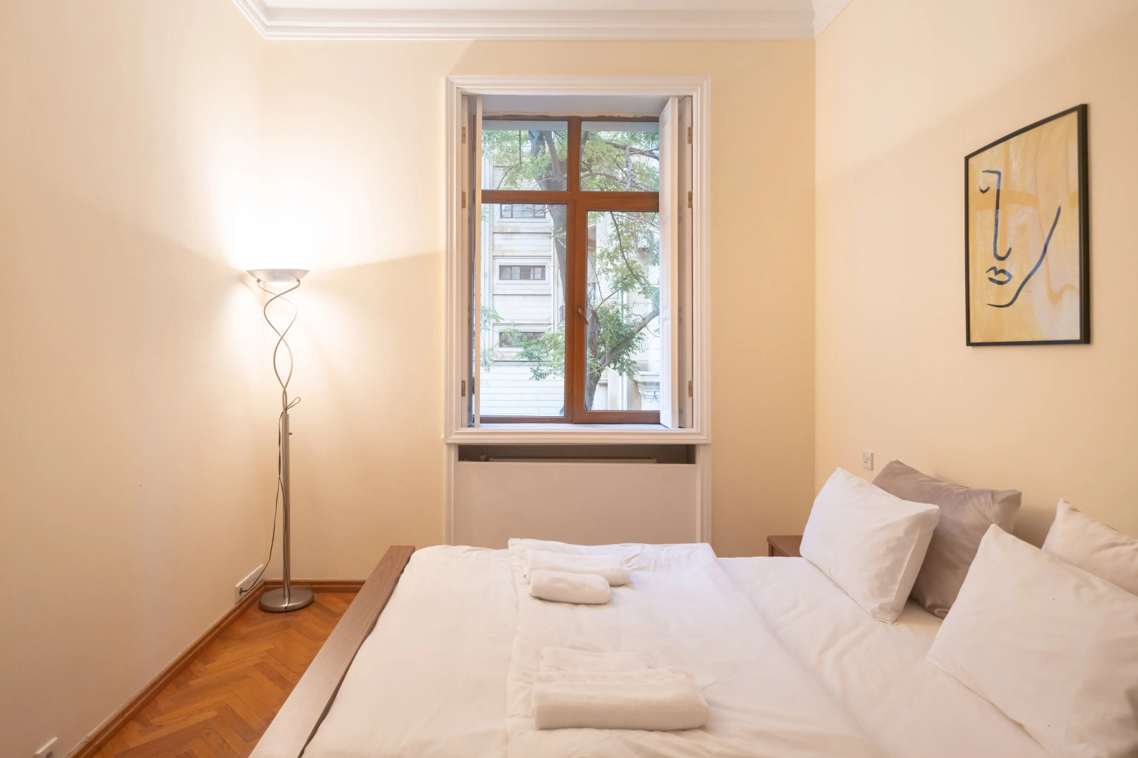 Апартаменты Односпальные с Гостиной Комнатой на Торговой (K1)