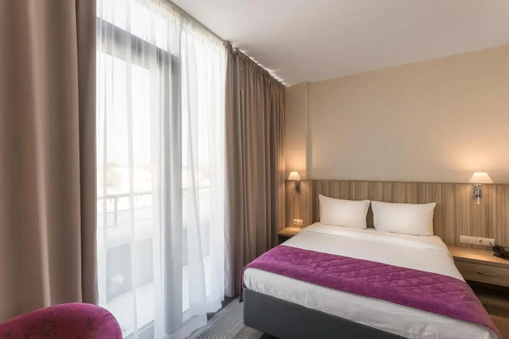 Отель Harbor Club