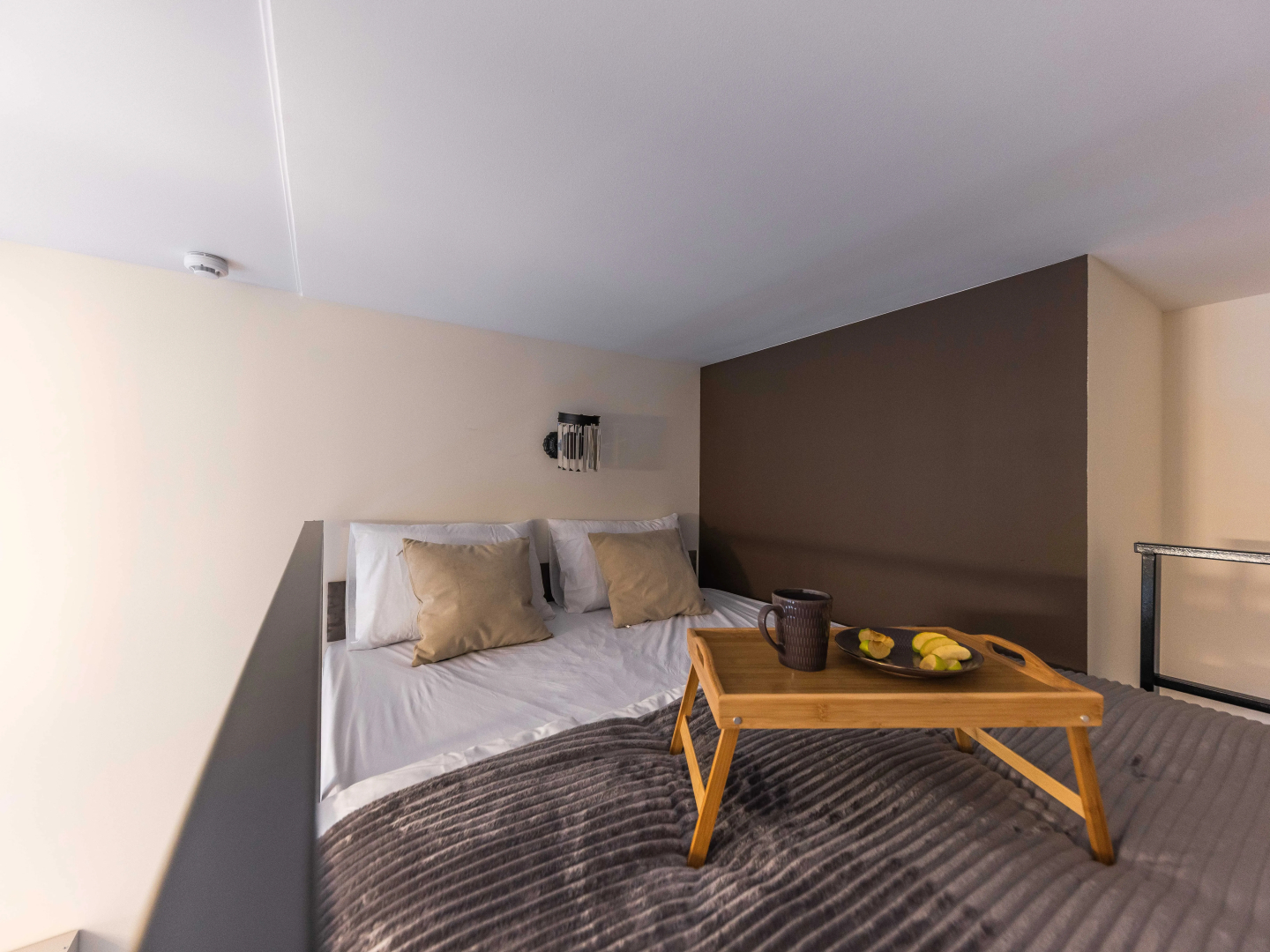 Квартира Студия с Дизайнерским Ремонтом в Самом Центре Города