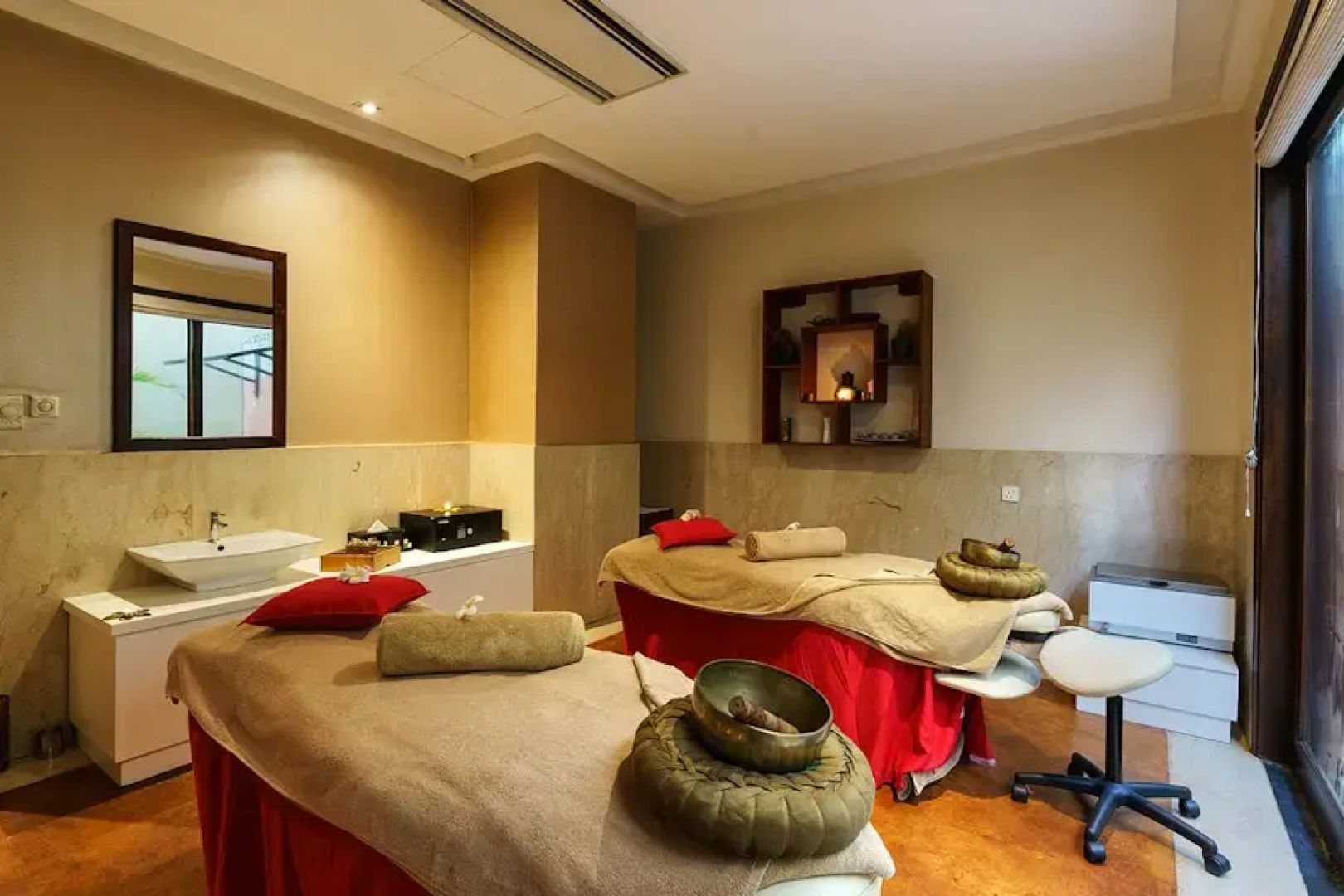 Курортный отель The Fortress Resort&Spa