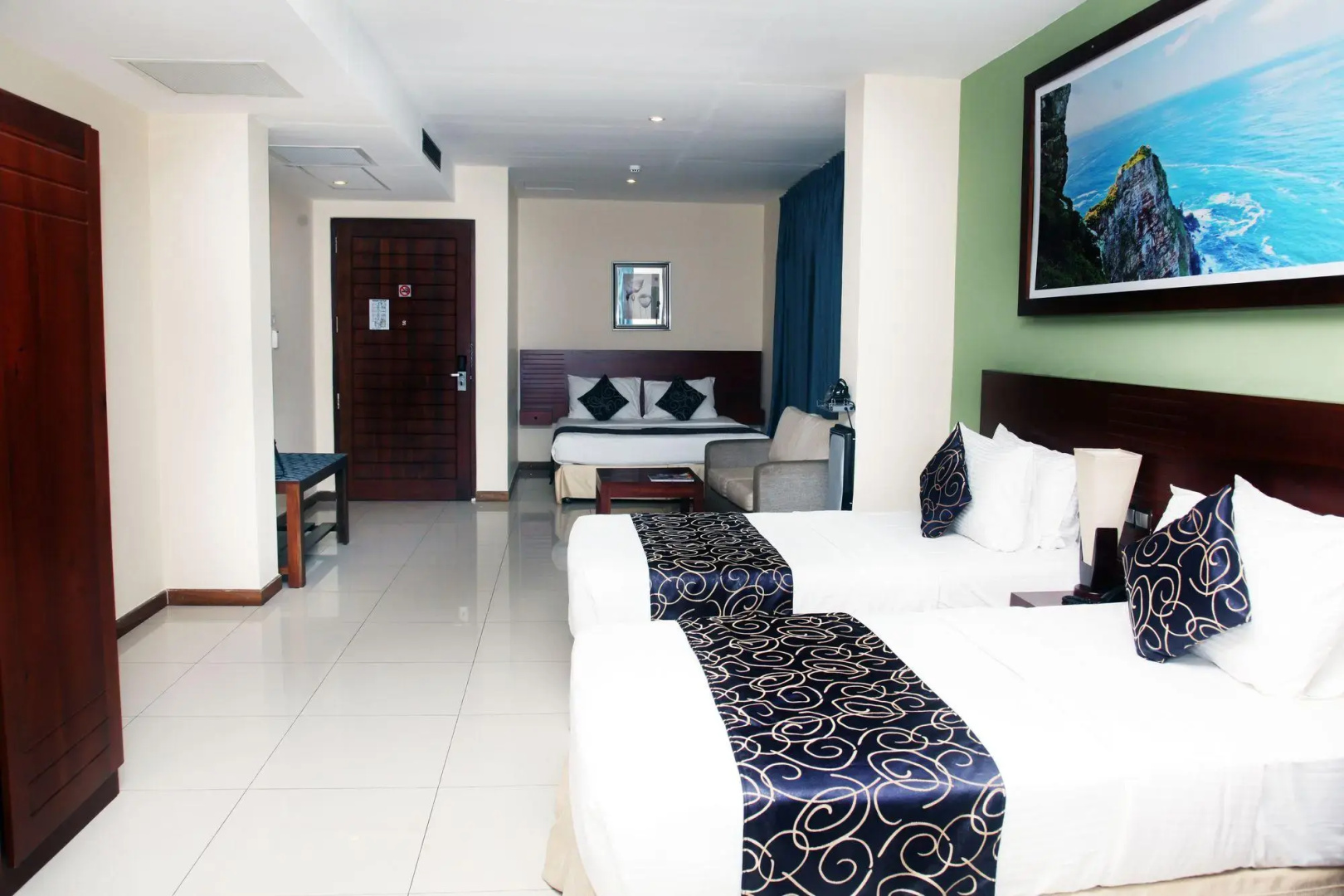 Mirage Colombo Hotel