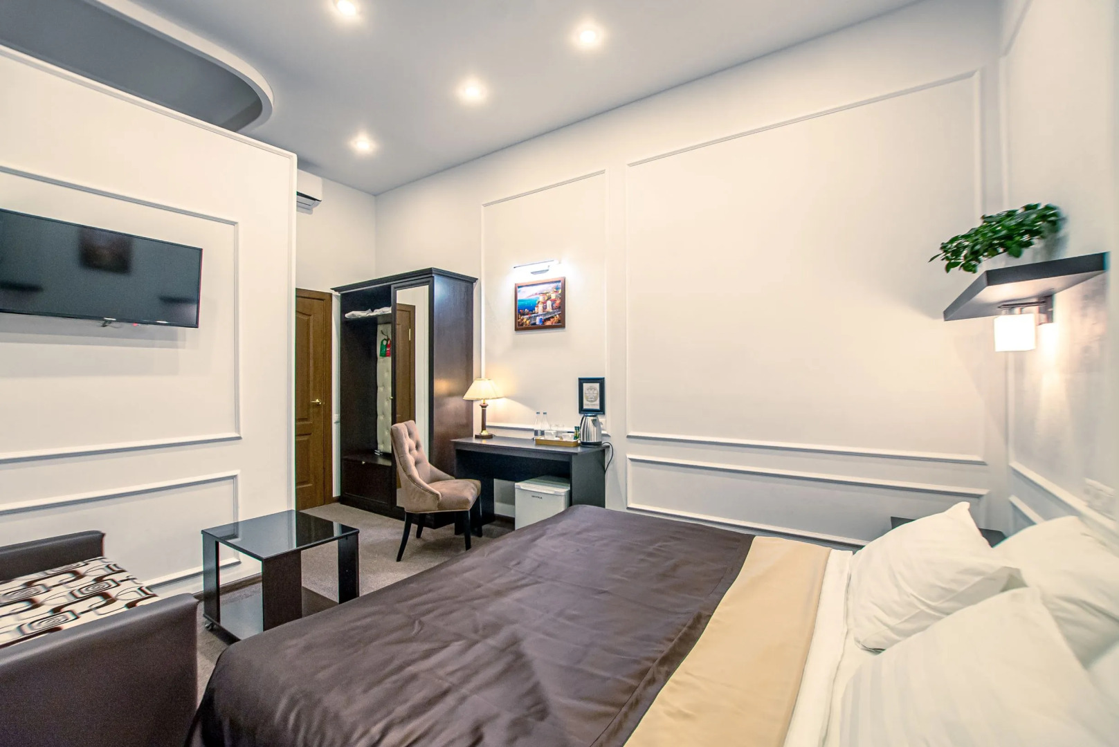 Отель Revival Hotel