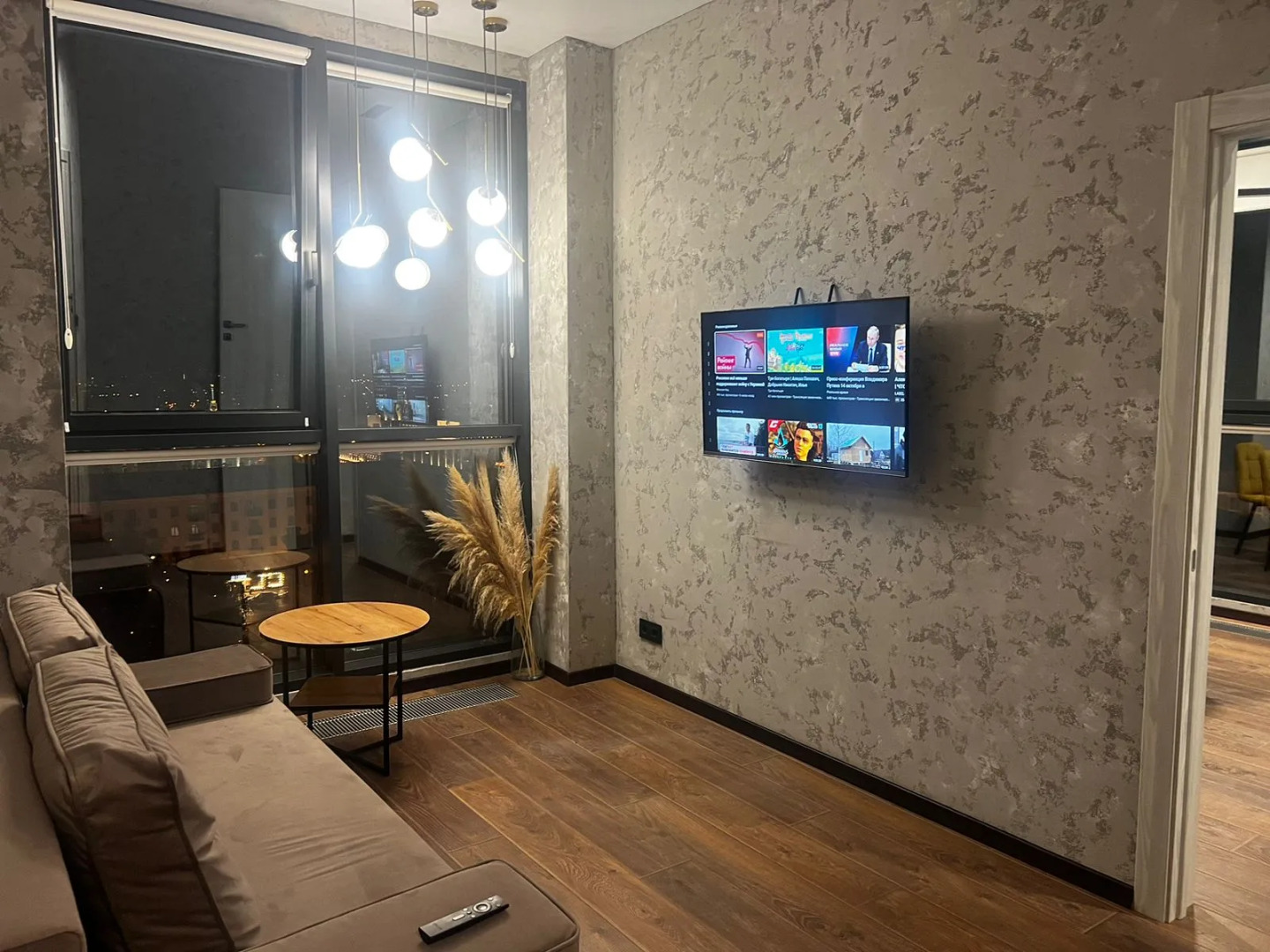 Апартаменты 1002 Верхнеторговая Площадь 4