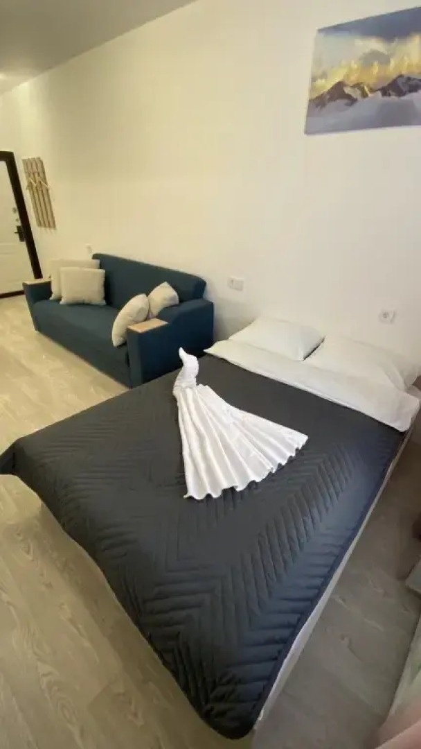 Апартаменты на Аллее Труда 21 4