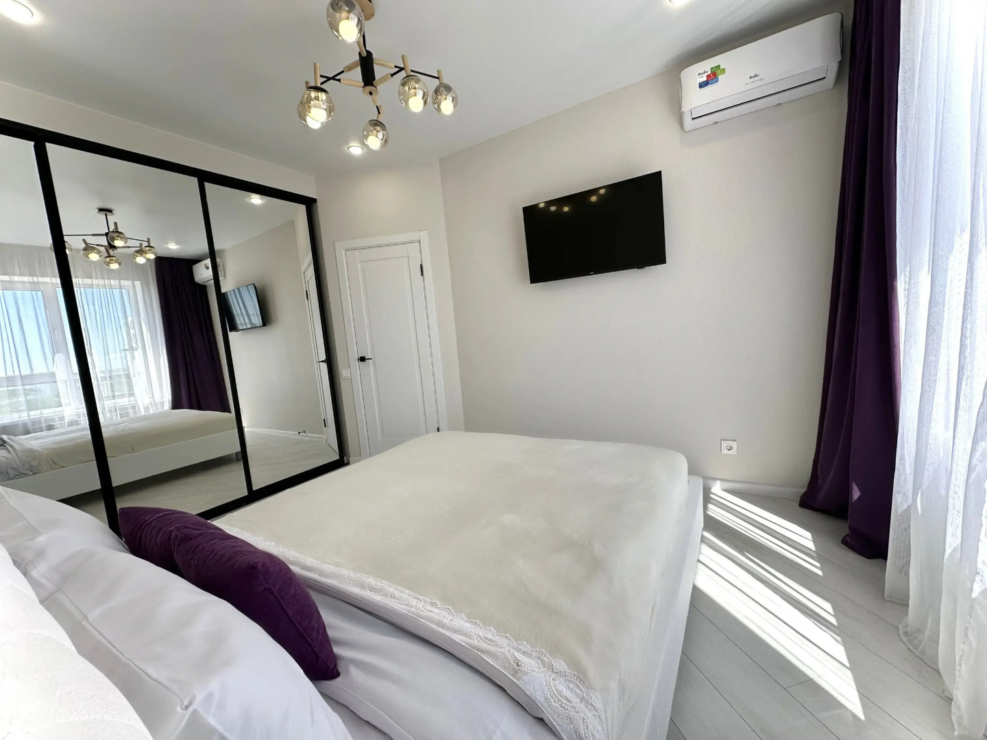 Квартира LaV&Rooms