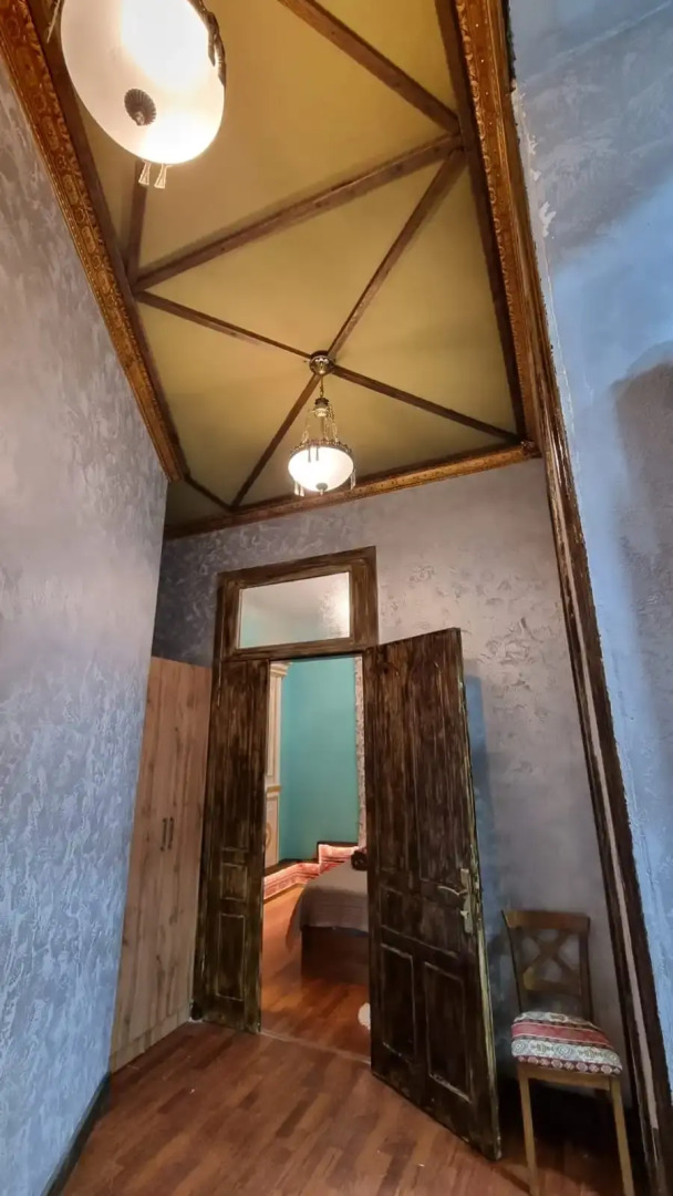 Apartments History 1870