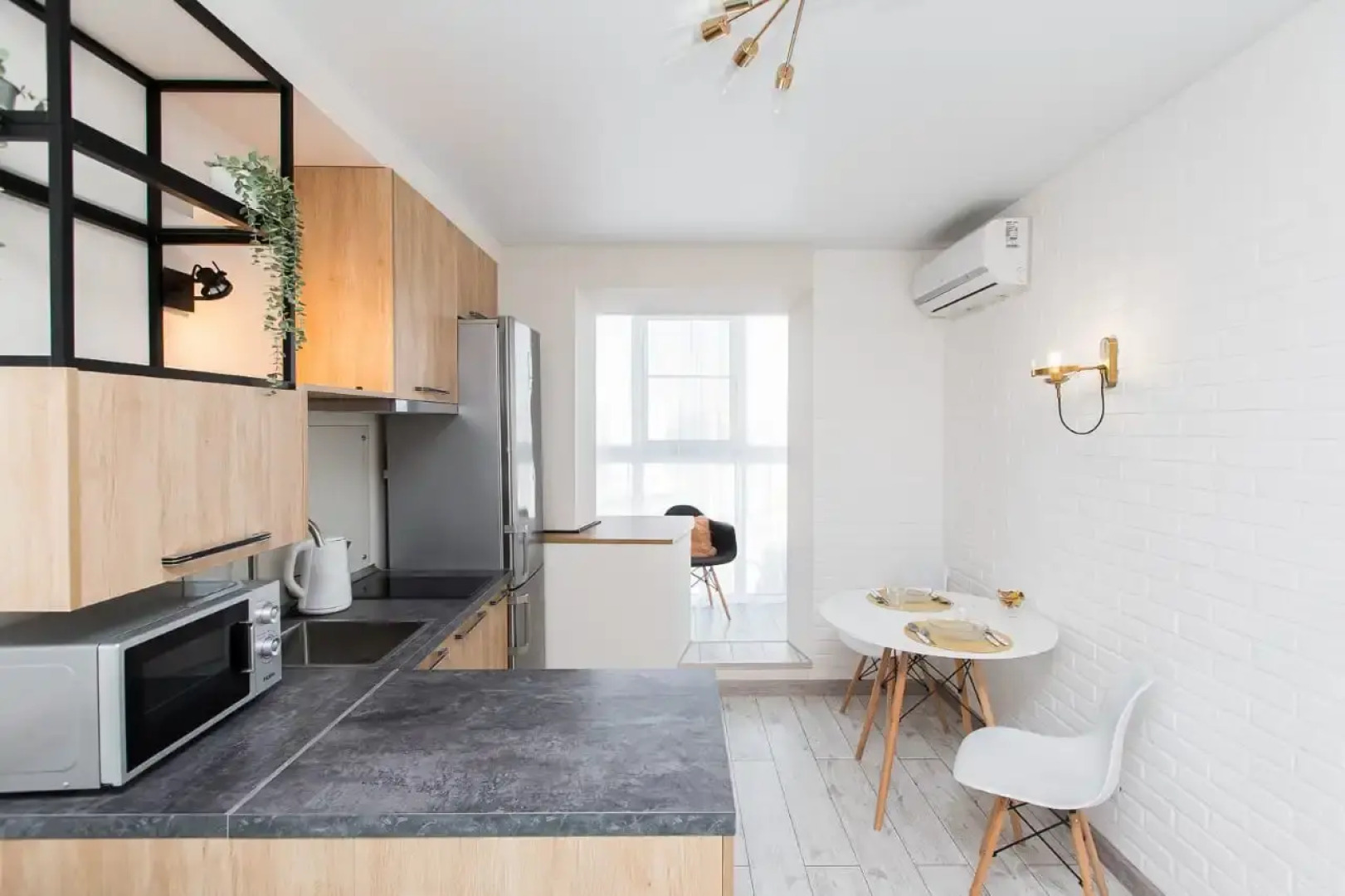 Апартаменты на Университетской Набережной