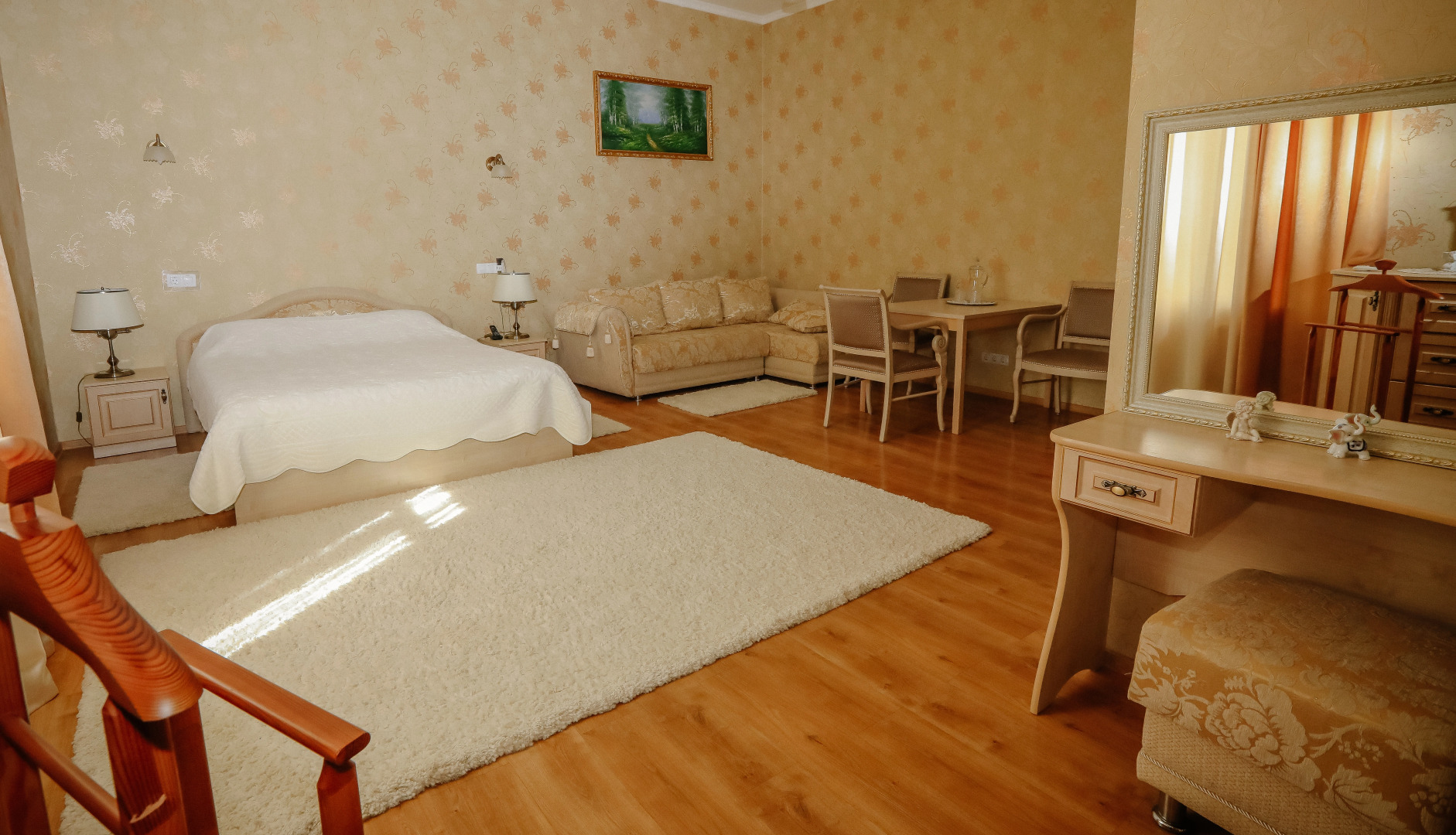 Мини-Отель Гостилицы