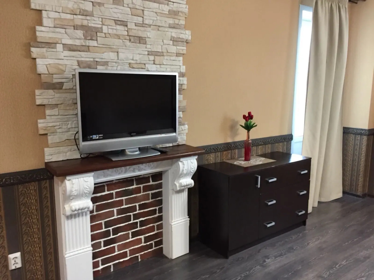 Апартаменты на Геологоразведчиков 44