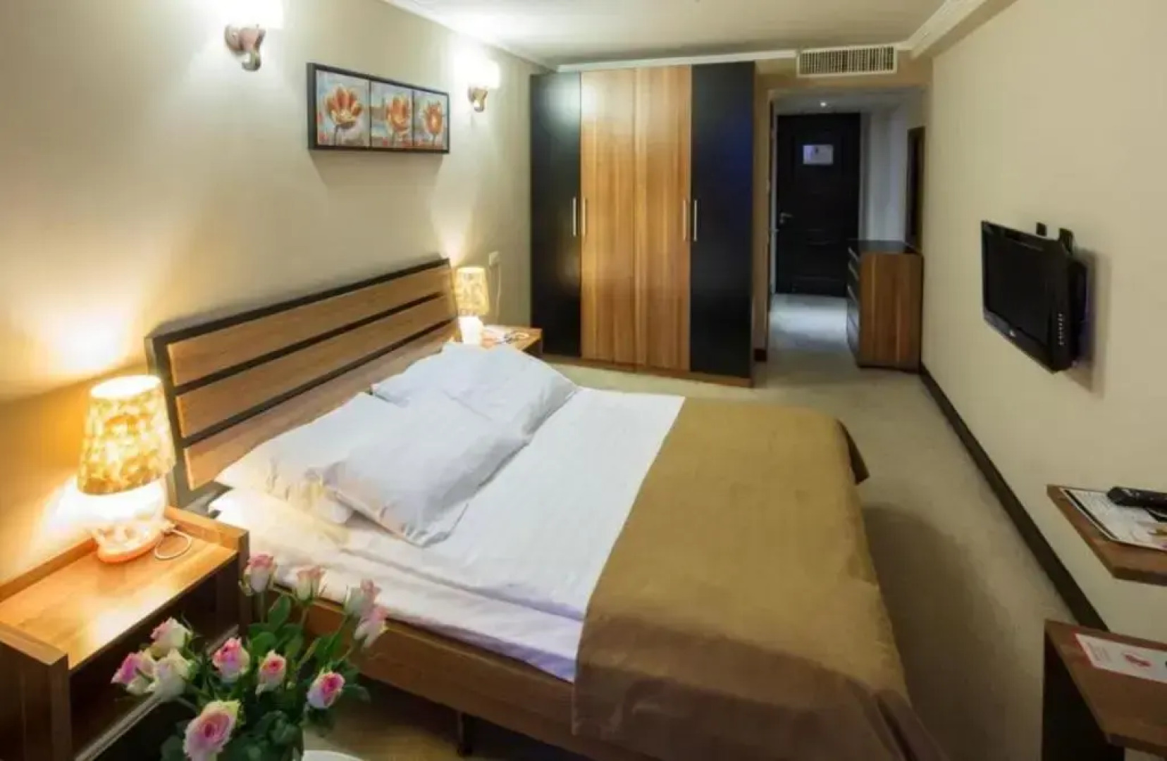 Отель Nairi Yerevan