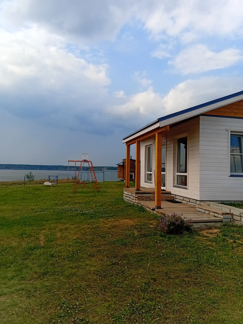 Бунгало на озере Камбулат