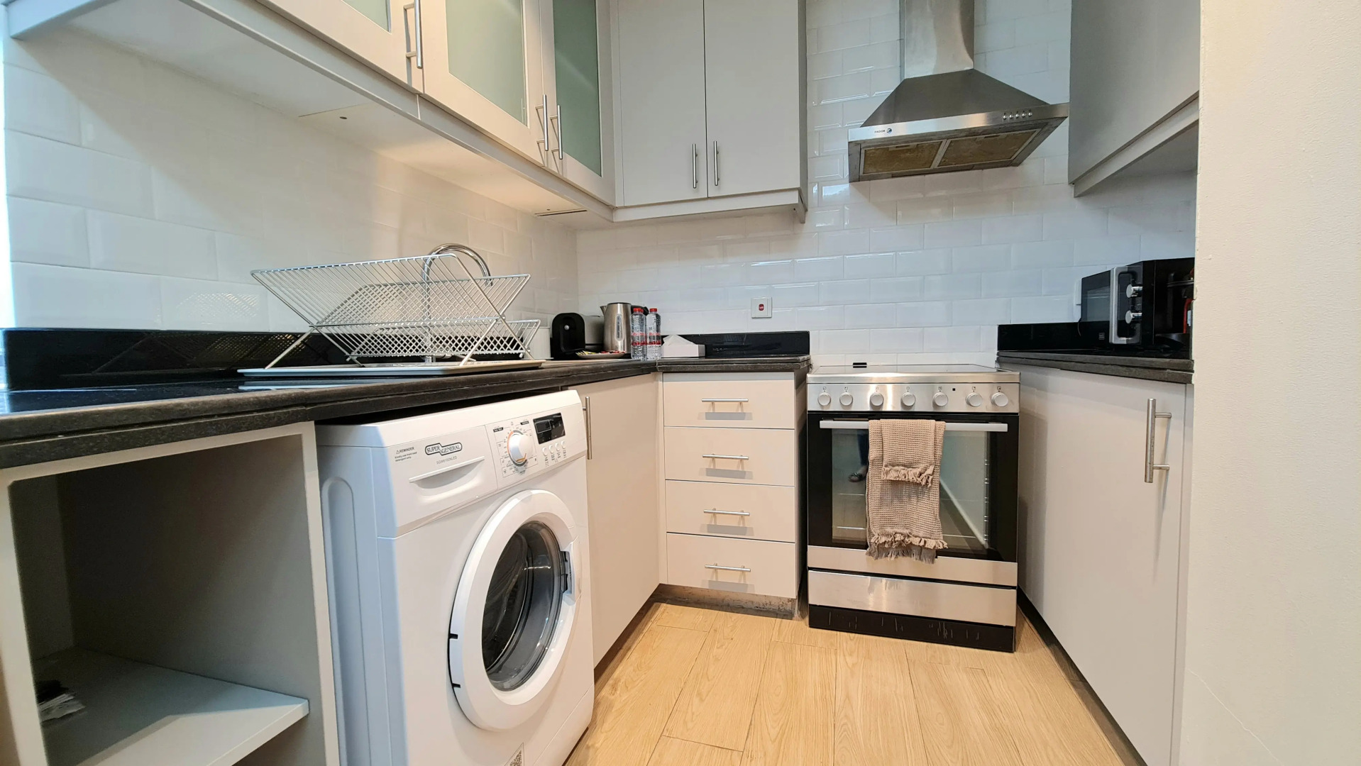 Апартаменты Marco Polo - High-rise 1BR Apt with Amazing Marina Views