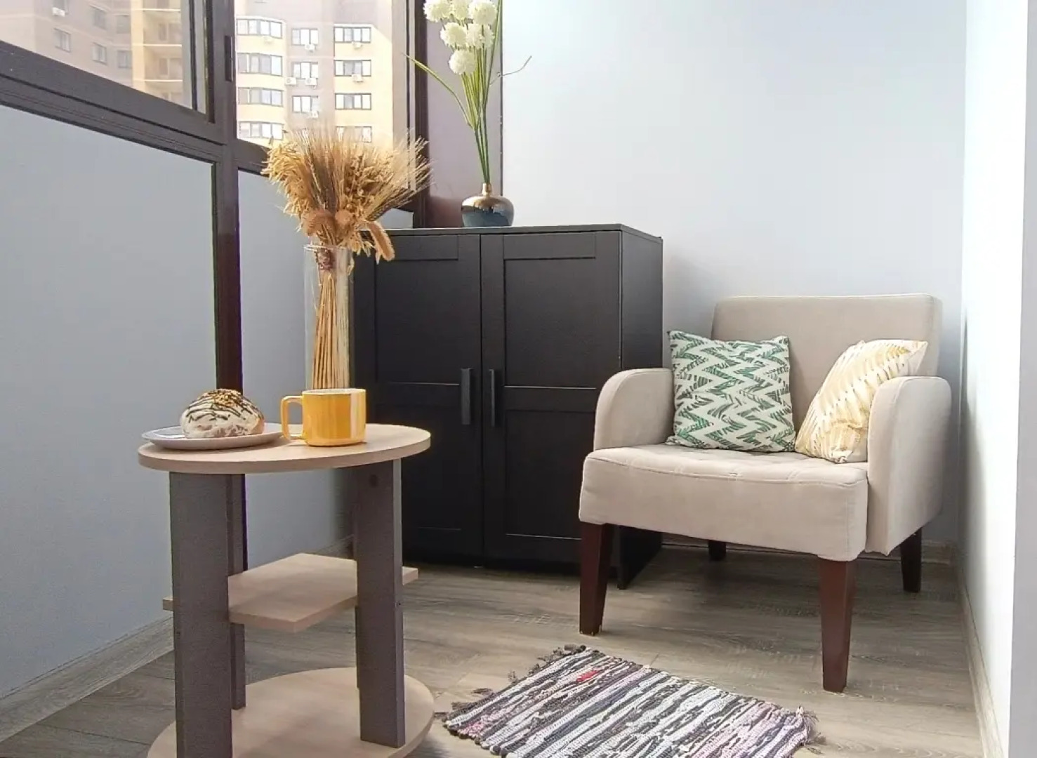 Апартаменты Aura сети DeNewHome в центре Левого берега