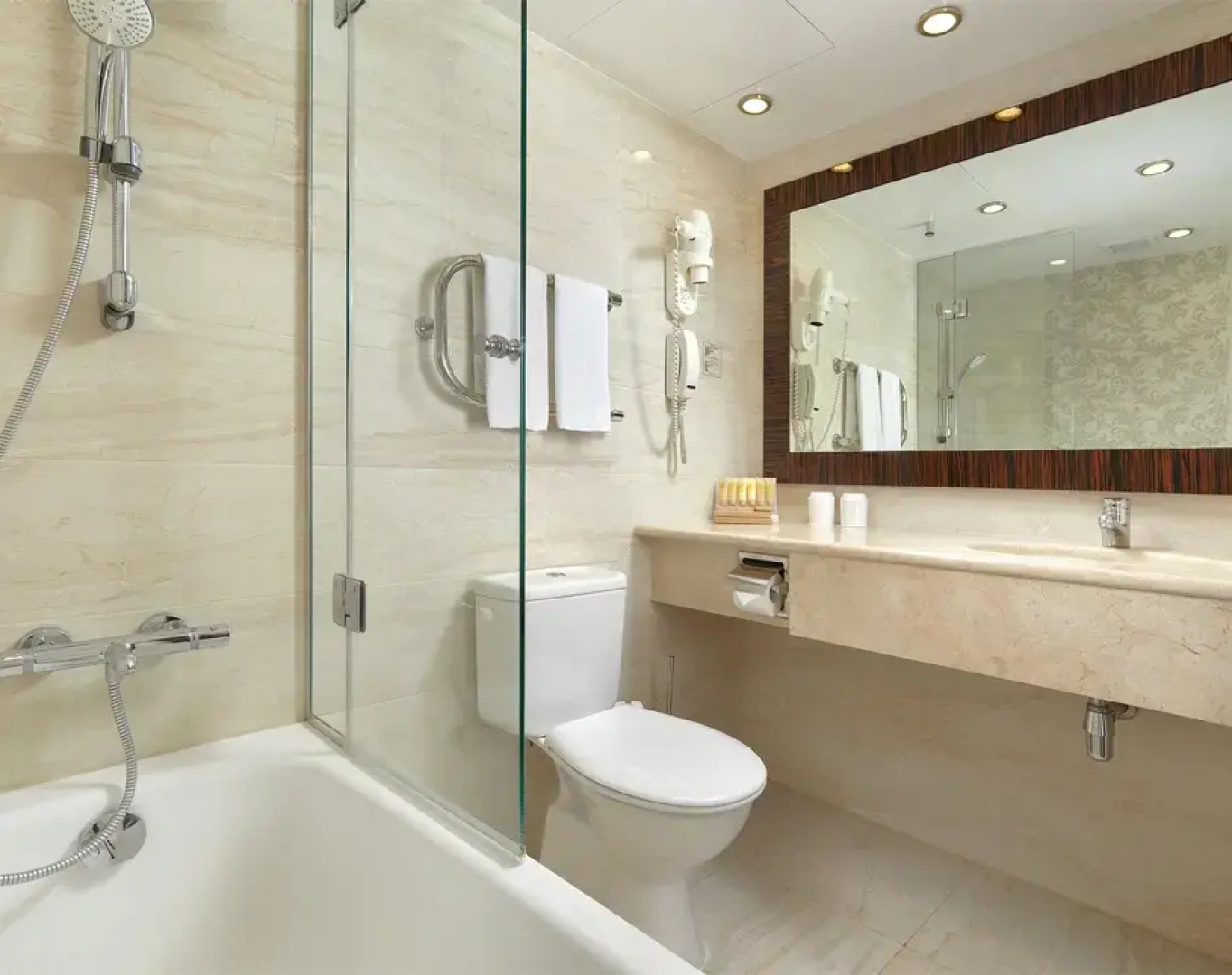 Plaza Garden Moscow WTC Hotel