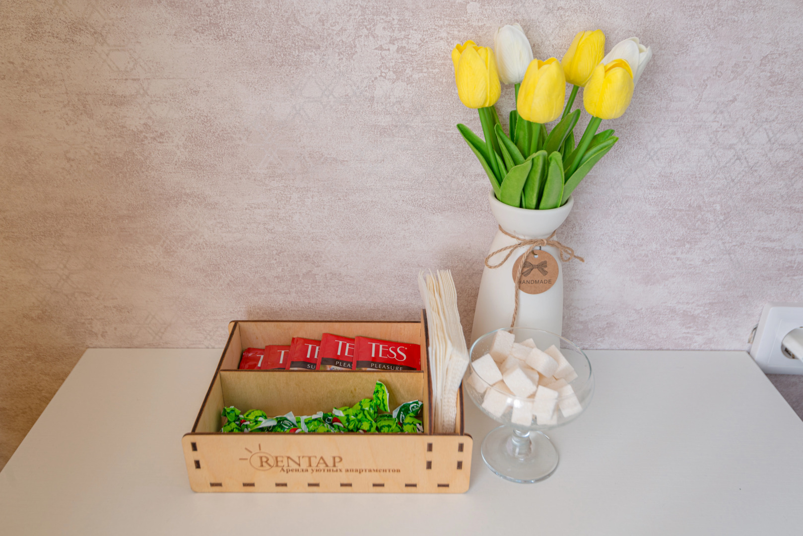 Квартира 1-к у залива на Маркова 8/2 от RentAp, 4 сп.места