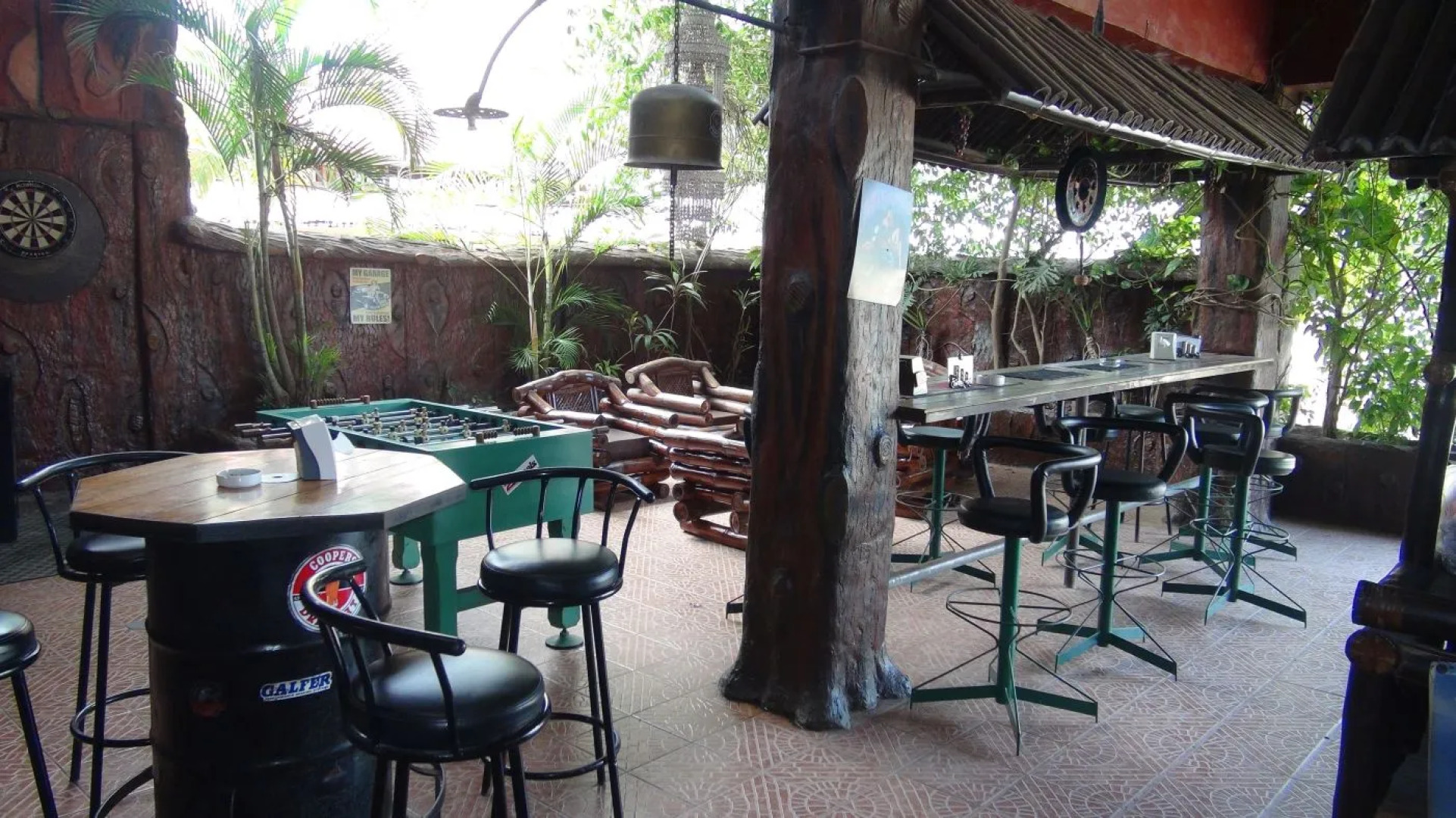 Отель MB's Garden Inn