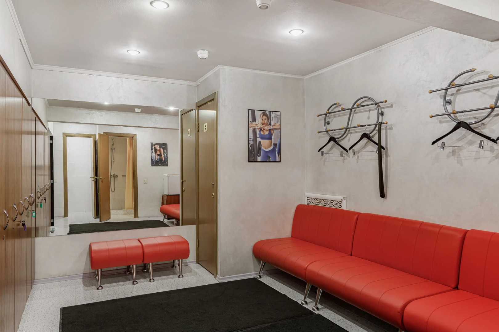 Отель Максима Ирбис