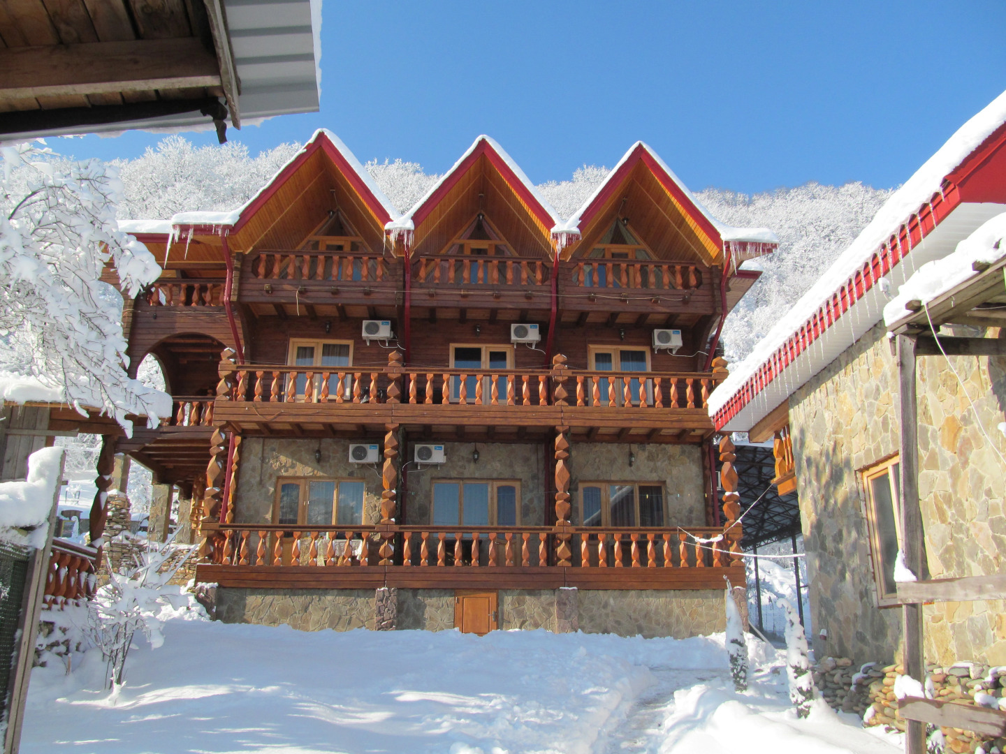 Гостевой Дом у горы Любава