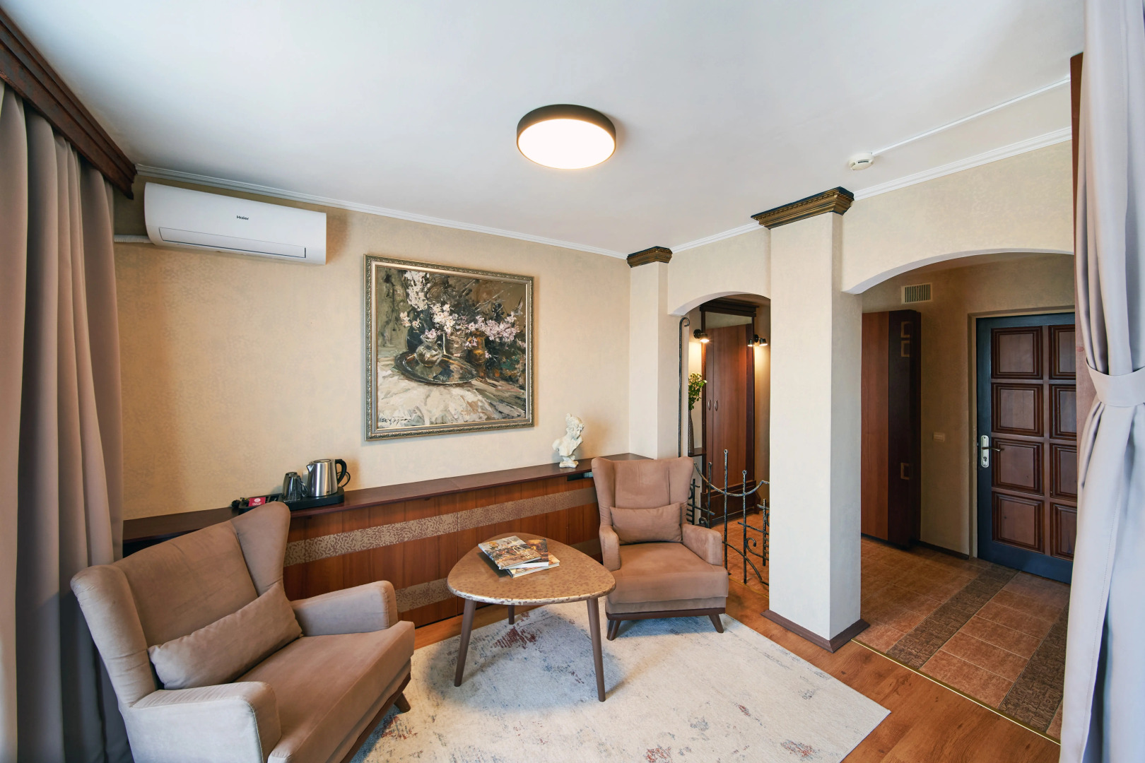 Арт-Отель Украина