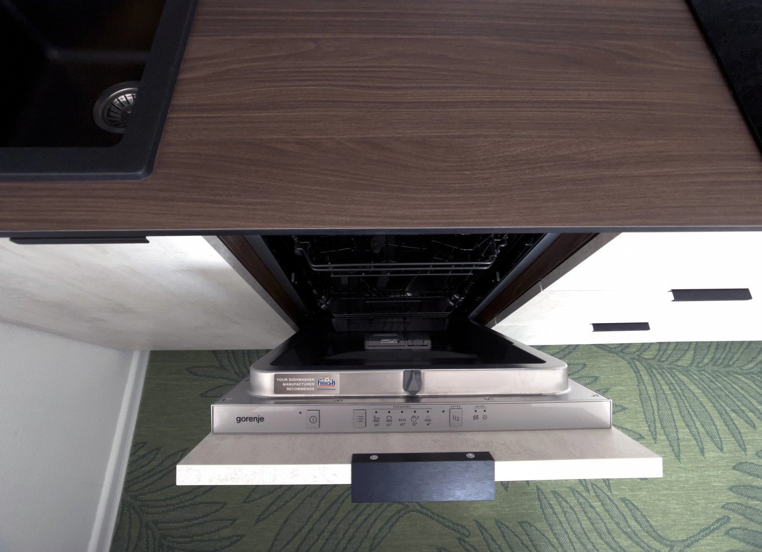 Квартира студия с видом на город на Большой Очаковской