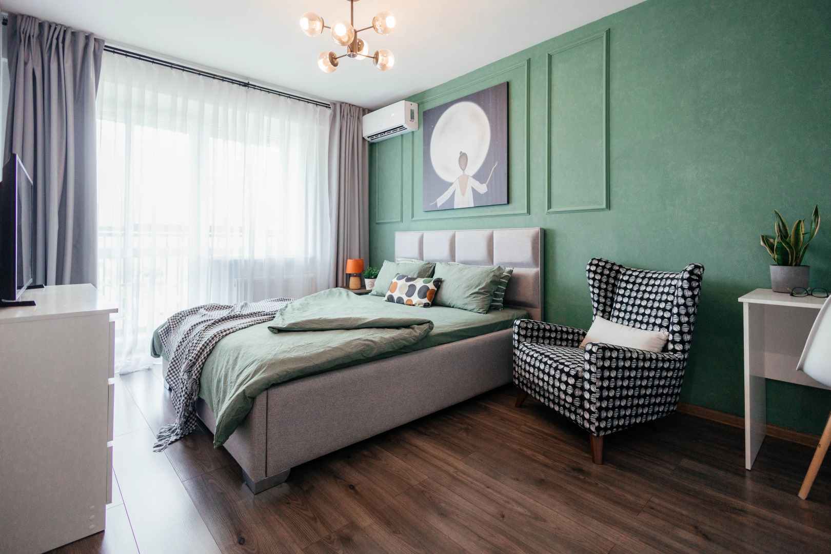 Квартира Стильная 1К Рядом с Зоопарком и Набережной 1-я Подлесная 1