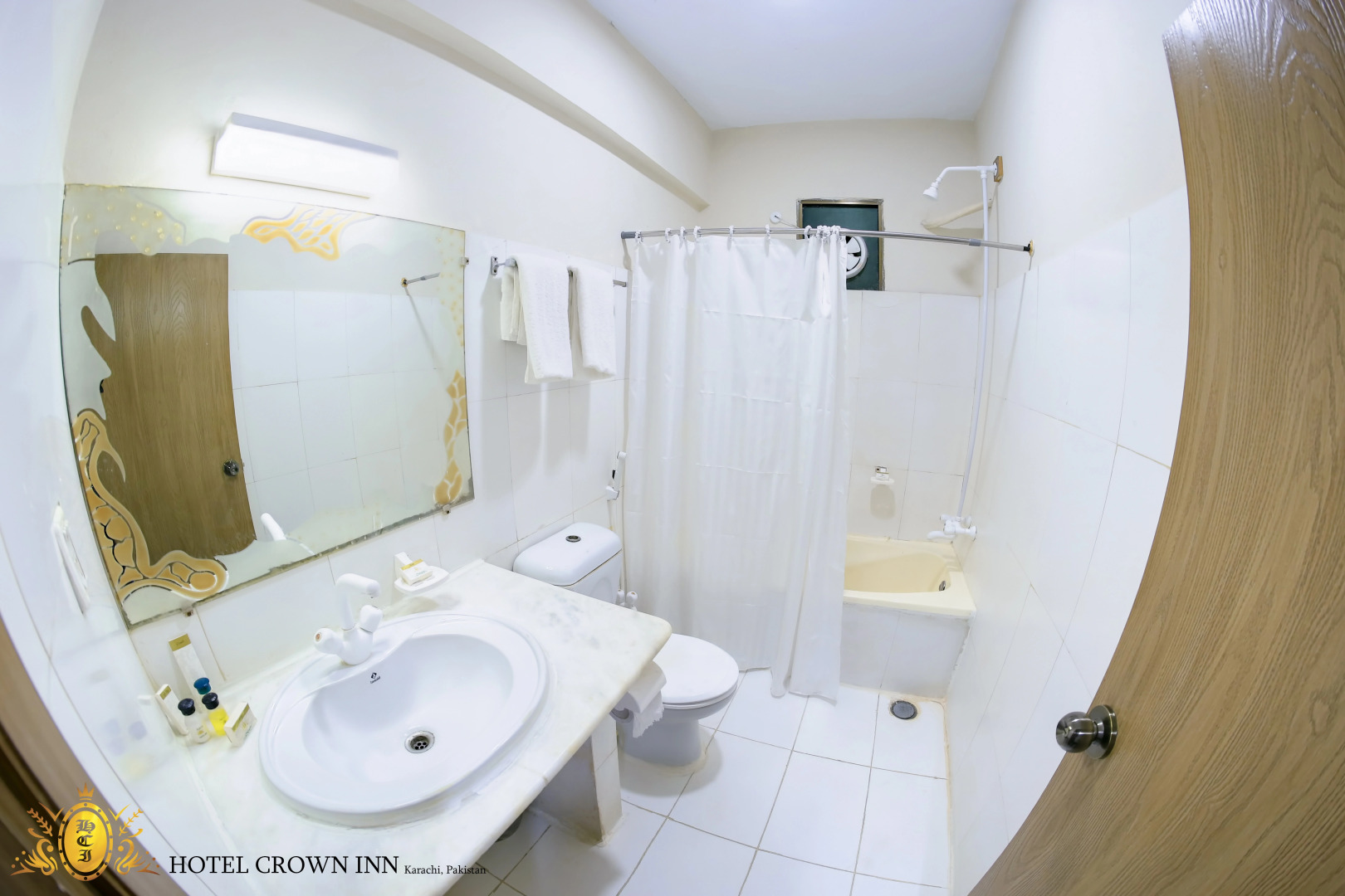 Отель Crown Inn