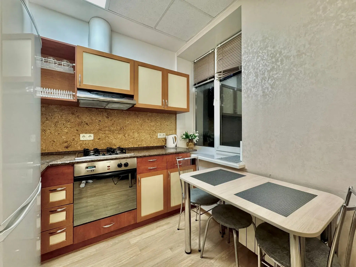 Апартаменты ЖД Вокзал Кирова 1