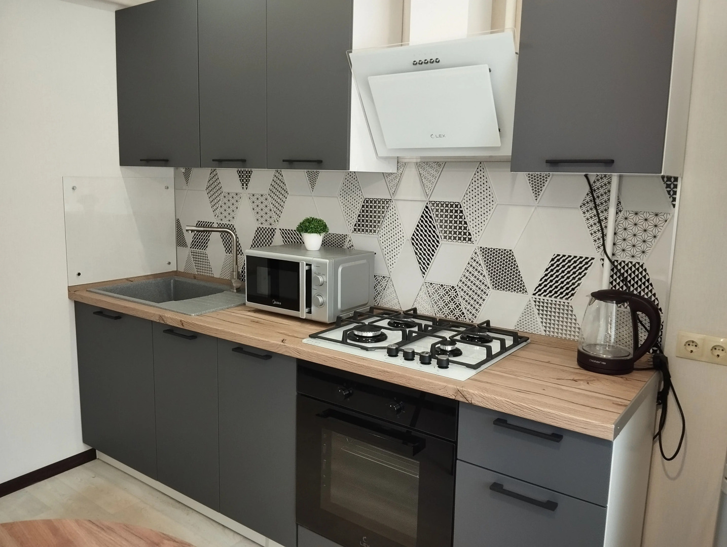 Апартаменты Best Guest House на Константина Симонова