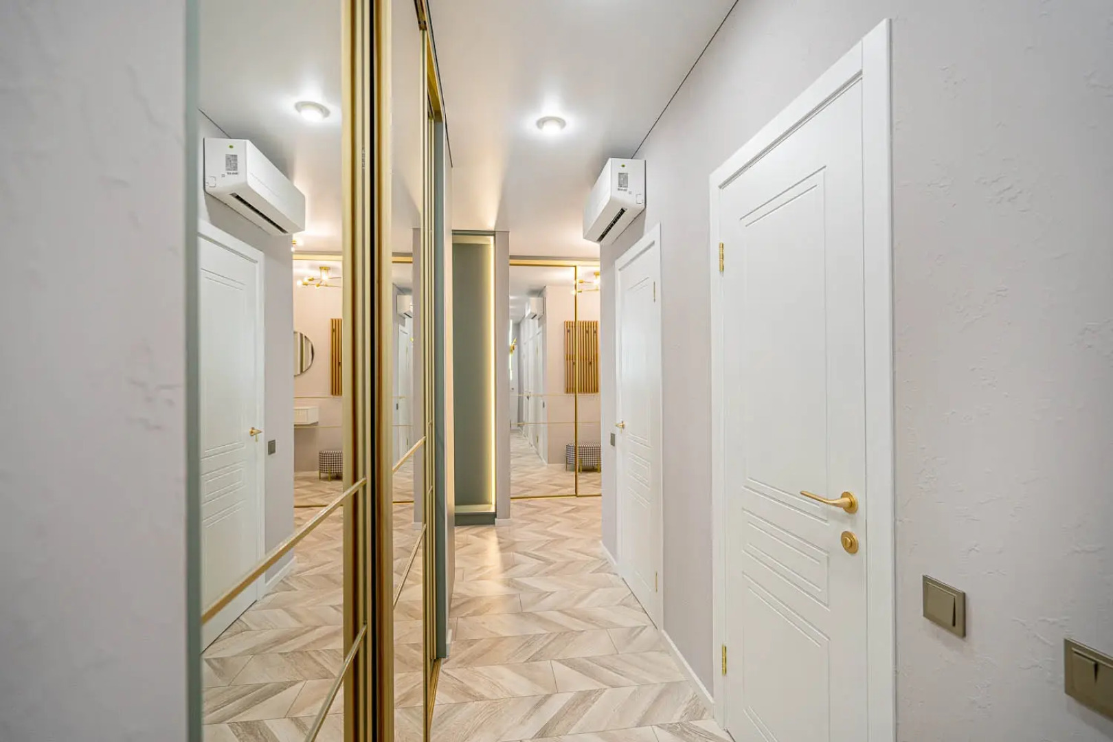 Апартаменты 4-комнт. VIP для 8 гостей