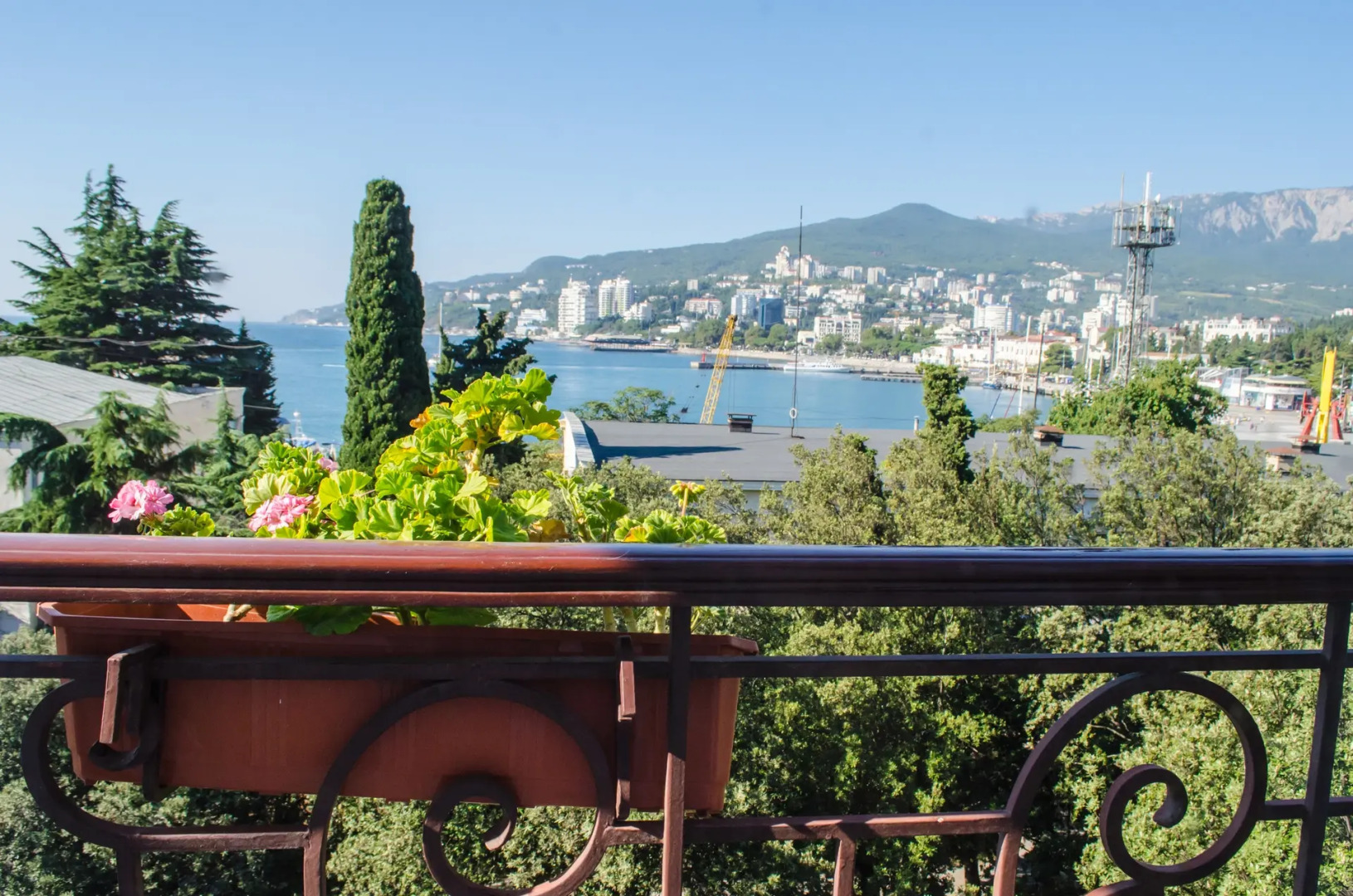 Отель Бристоль