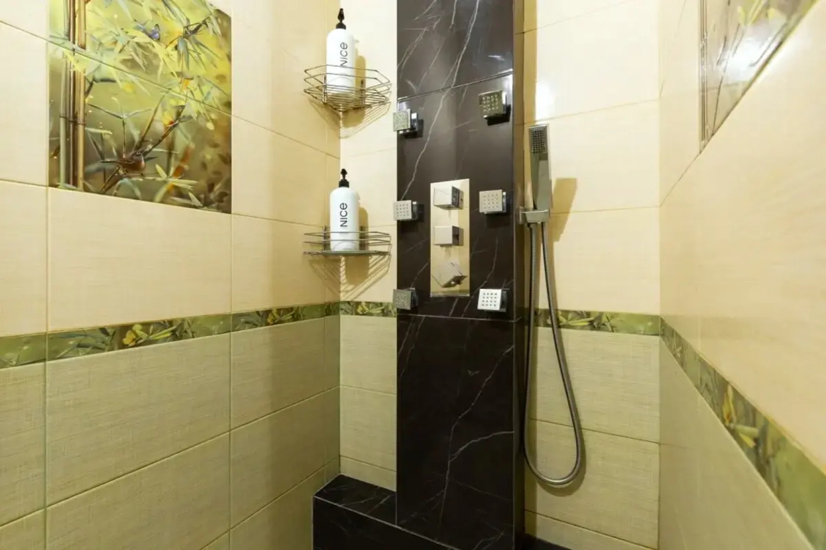 Квартира Life Apartments