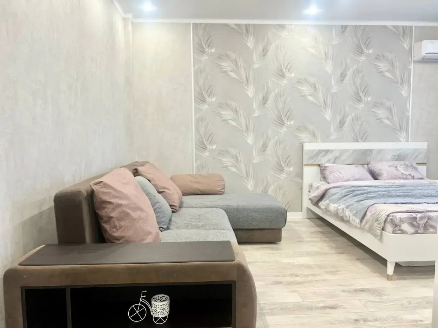 Апартаменты Люкс на Индустриальной 22