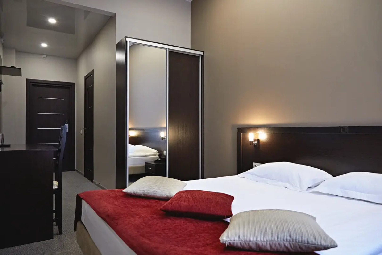 Отель Белая Акация