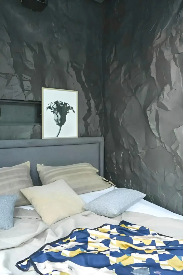 Частный Дом на Берегу Реки с Авторским Дизайном