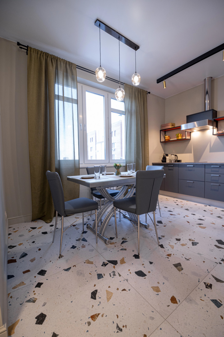 Апартаменты Современные у метро Покрышкина