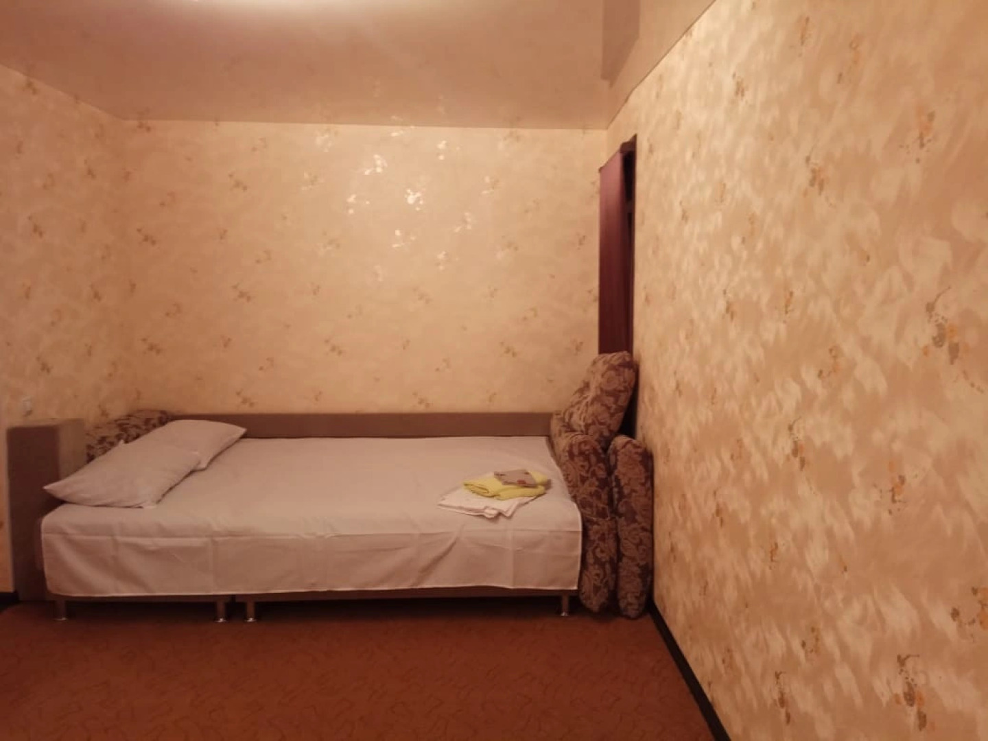 Апартаменты Ленинский 25