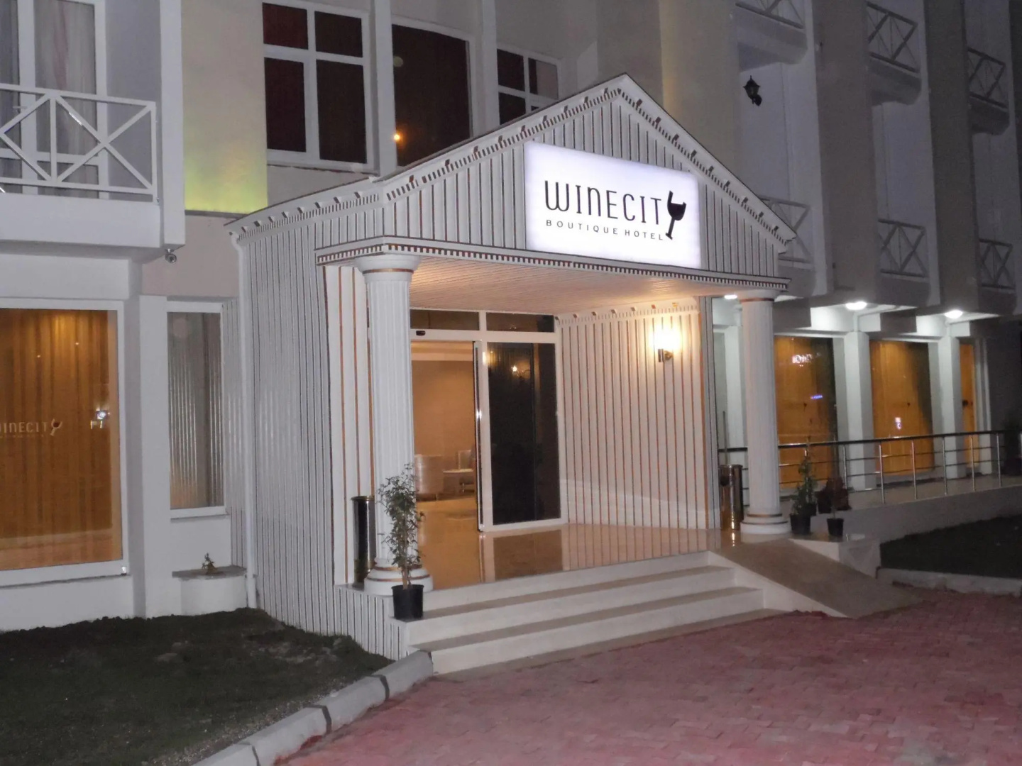 Отель Winecity