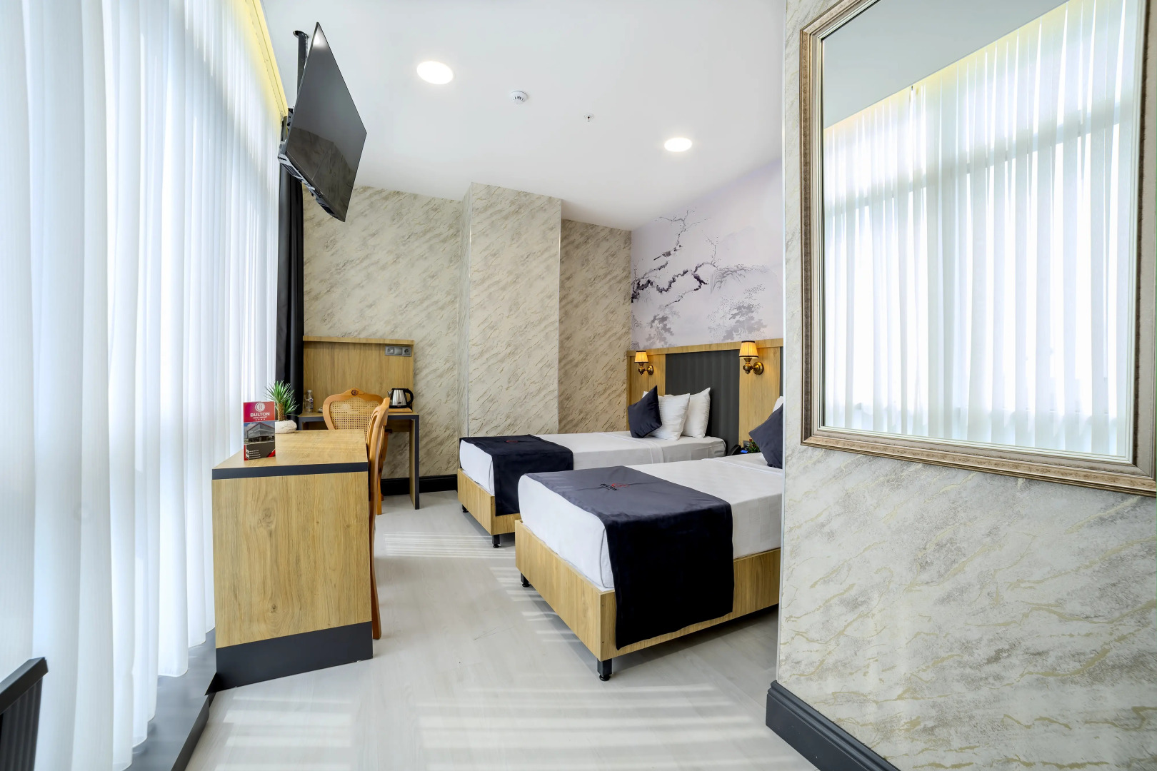 Bulton Hotel Airport