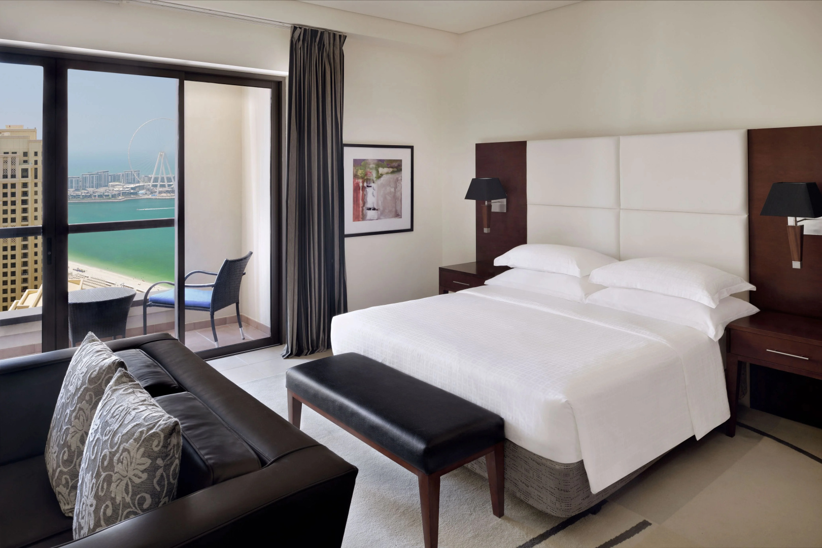 Отель Sheraton The Walk