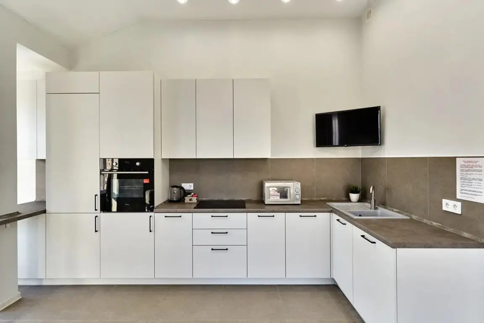 Квартира Большая Студия Люкс в Фестивальном Районе