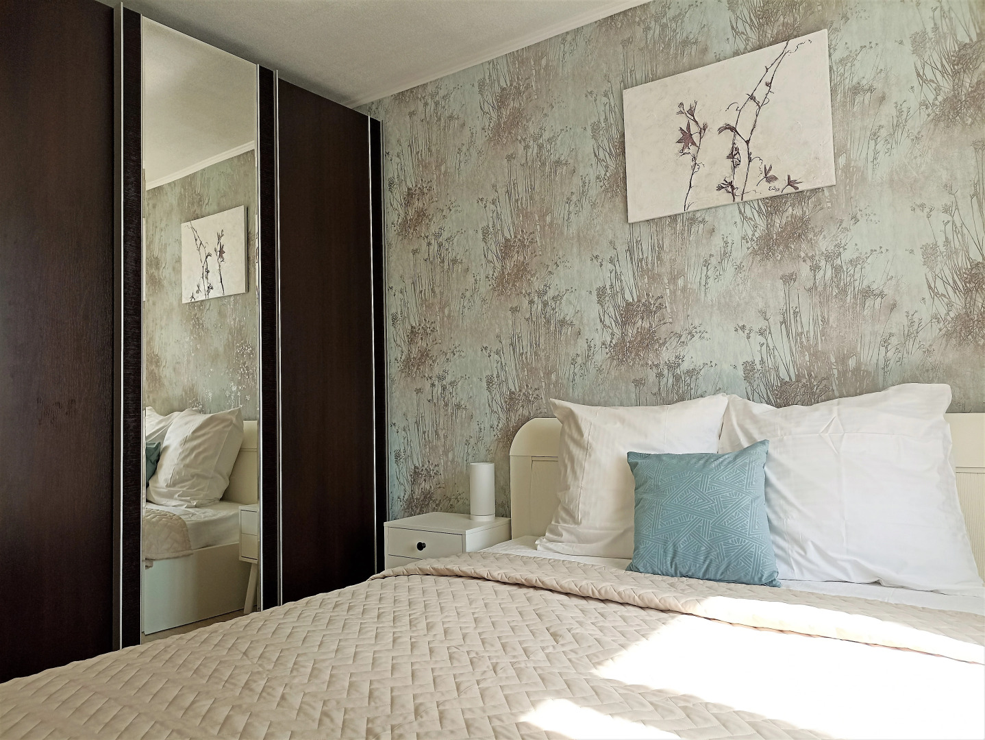 Apart59 Апартаменты семейные двухкомнатные TEATRO у сквера