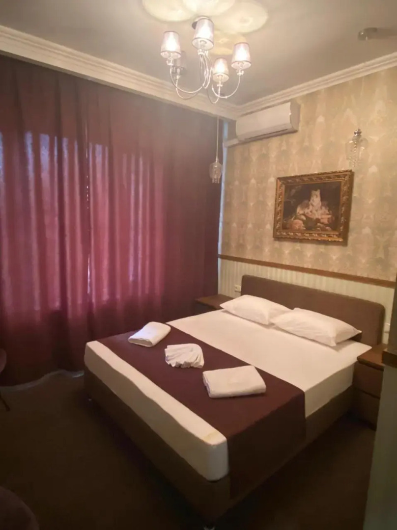 Отель Элитон