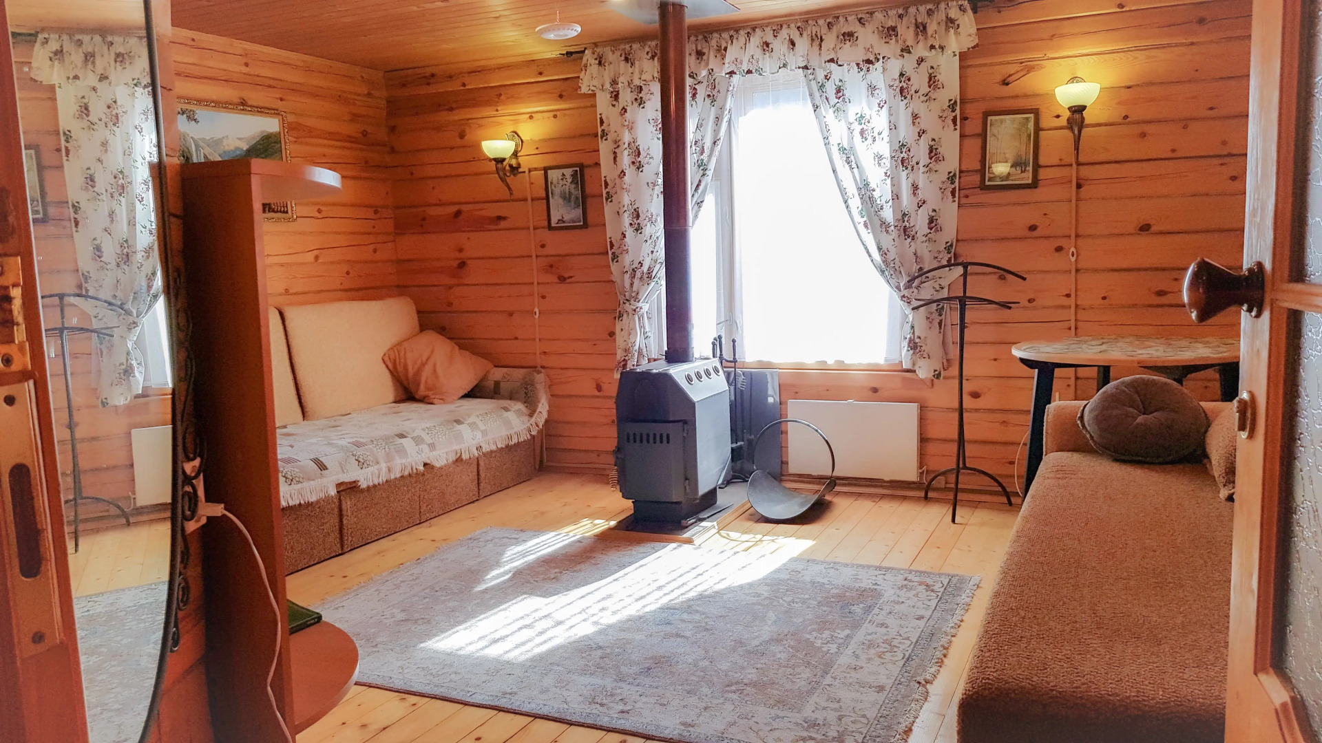 Частный Дом на Берегу Волги