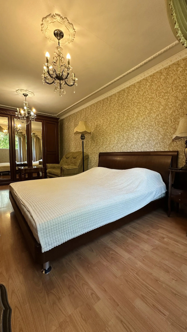 Квартира на Невского