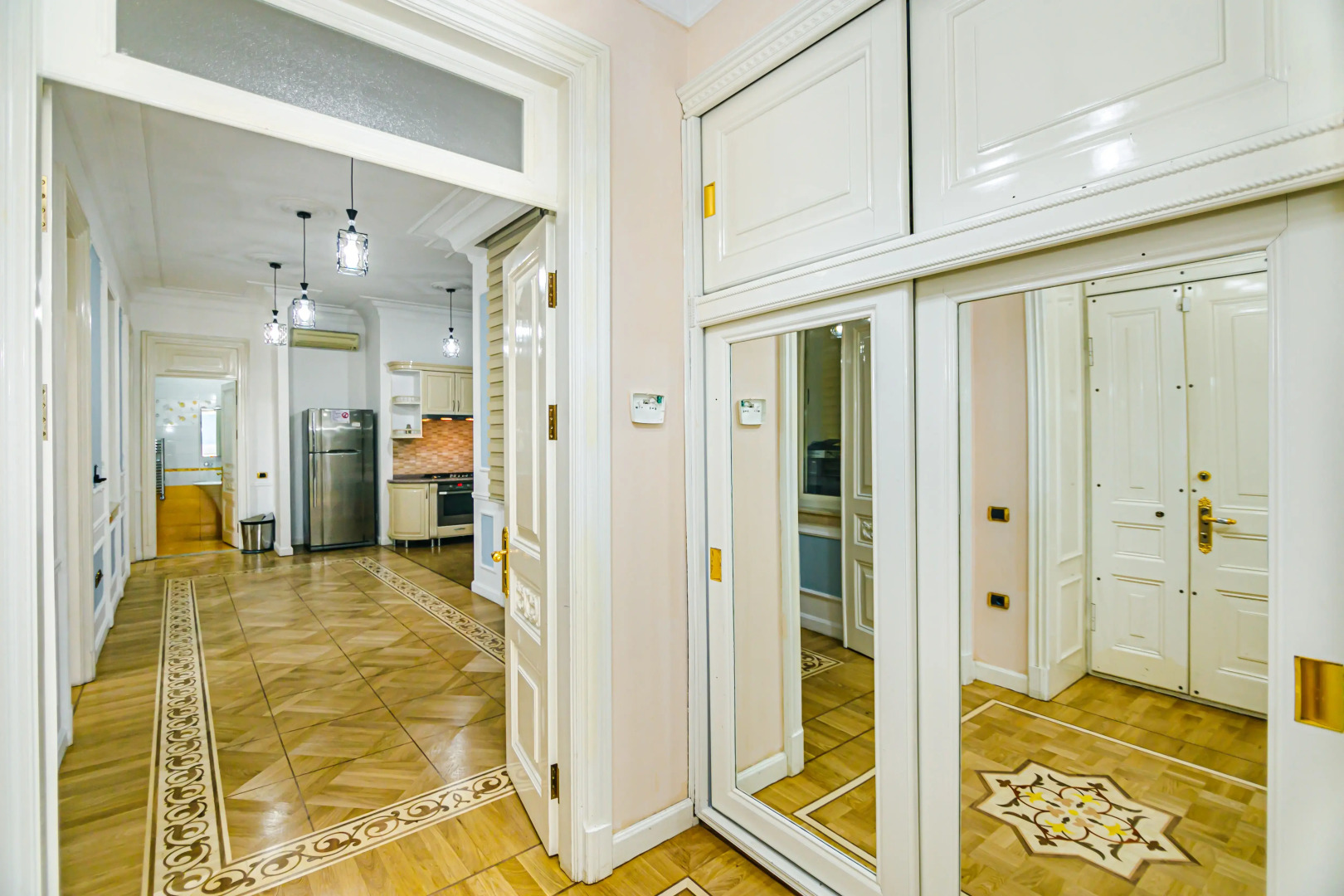 Апартаменты Luxury 7 Bedroom in Nizami street
