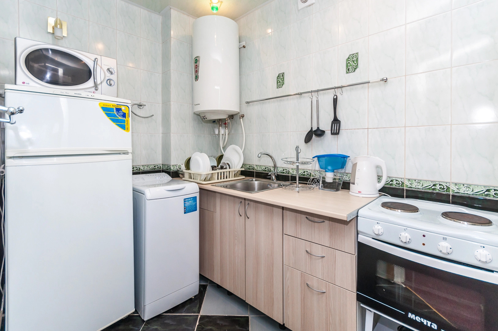 Апартаменты ЕКАТЕРИНИНСКАЯ 165