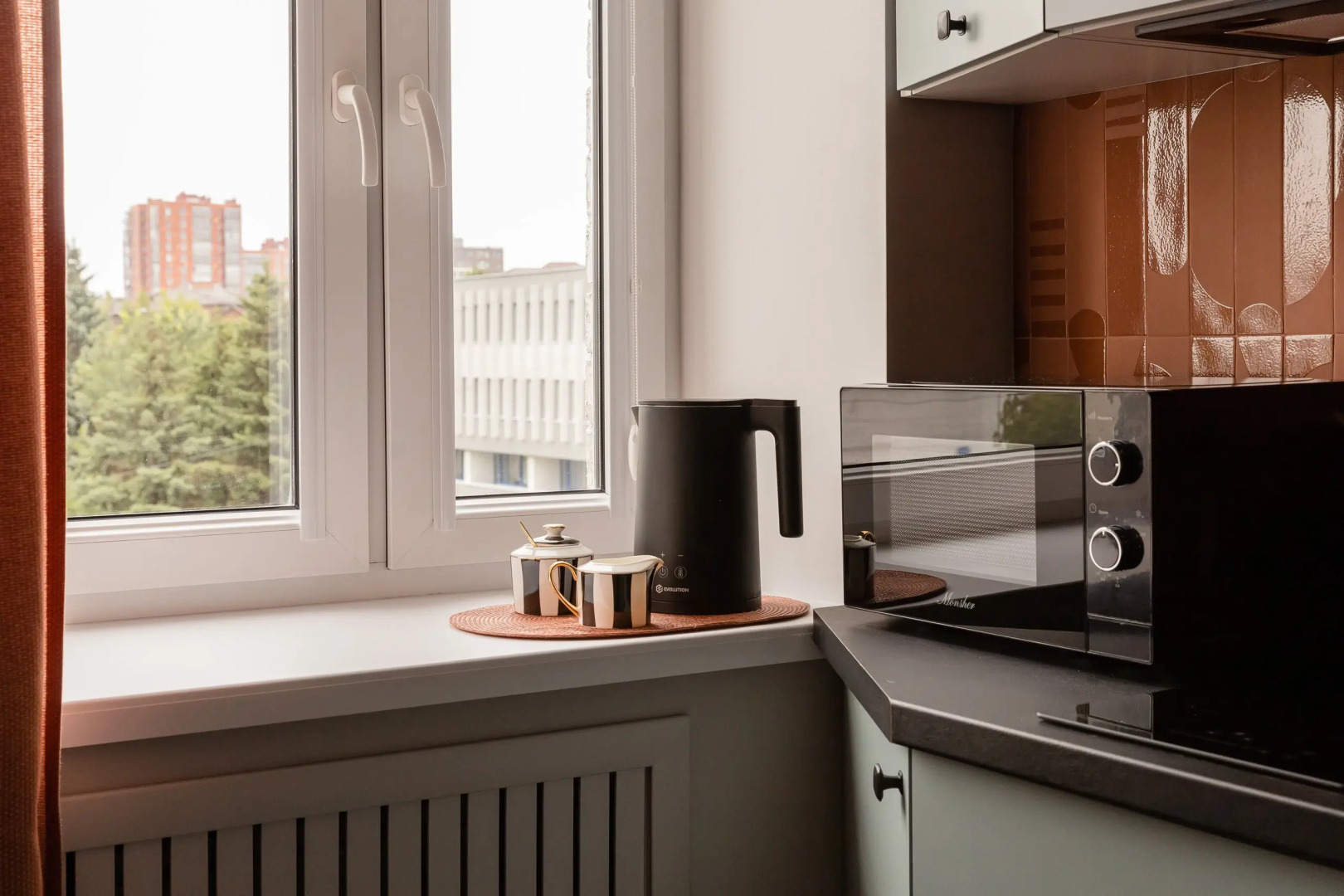 Апартаменты Новые Дизайнерские с Видом на Верхнее Озеро